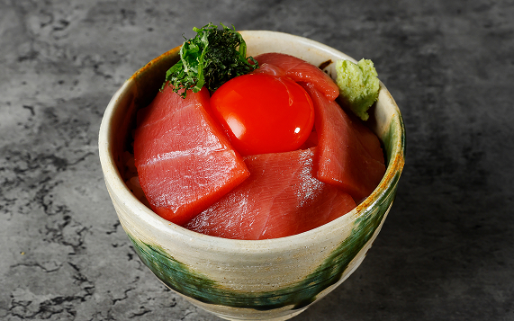 本マグロ丼