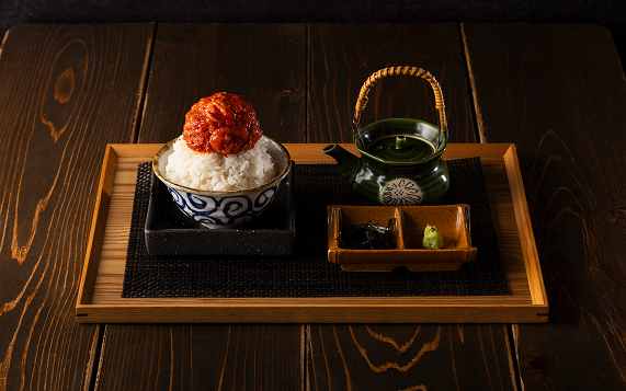 和牛サーモン生BAKUDAN丼